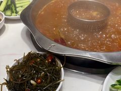 -盛源川香鱼火锅(西小区总店)