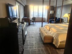-上海波特曼丽思卡尔顿酒店