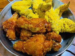 -BHC炸鸡(明洞总店)