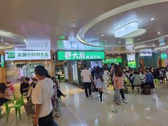 等位区-费大厨辣椒炒肉(万家丽一店)