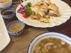 -亚龙湾老厨房·海南家常味