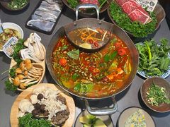 -楠小云·云南鲜菌·鲜牛自助火锅(九眼桥店)