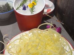 -生活如沸·顺德水牛奶火锅(大学路店)