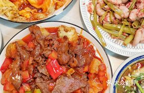 Tomato and Fried Dough Beef