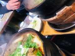 红焖羊腩煲-兄弟龙虾(胜太路总店)