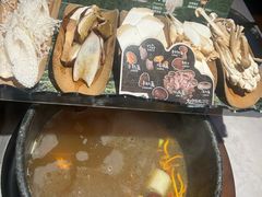 -芸山季·云南山珍菌火锅(人民广场来福士店)