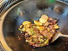 -谭家山河村铁锅炖&东北烧烤(交大店)