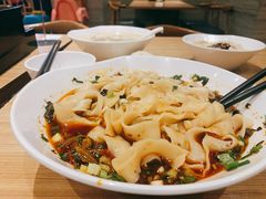 泡椒鸡杂刀削面-韩包子(建设路店)
