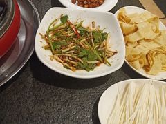 -湘肠香火锅店(团结湖店)