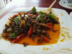 -溢心园香河肉饼总店