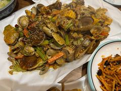 -东来菜馆•手抓海鲜家常菜•海鲜锅贴(鸽子窝店)