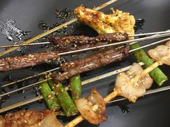 -许哥东北烧烤·铁丳烤串·宫后夹肉(繁花中心店)