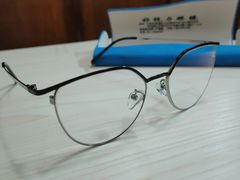 -三叶眼镜城·好视力眼镜店