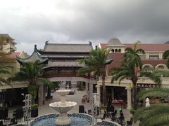 -亚龙湾中心广场