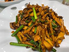 -八大碗·精致东北菜(东陵西路店)