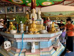 -ခြောက်ထပ်ကြီးရွှေသာလျောင်းဘုရားကြီး