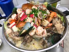 招牌海鲜骨煲-凤城康记饭店