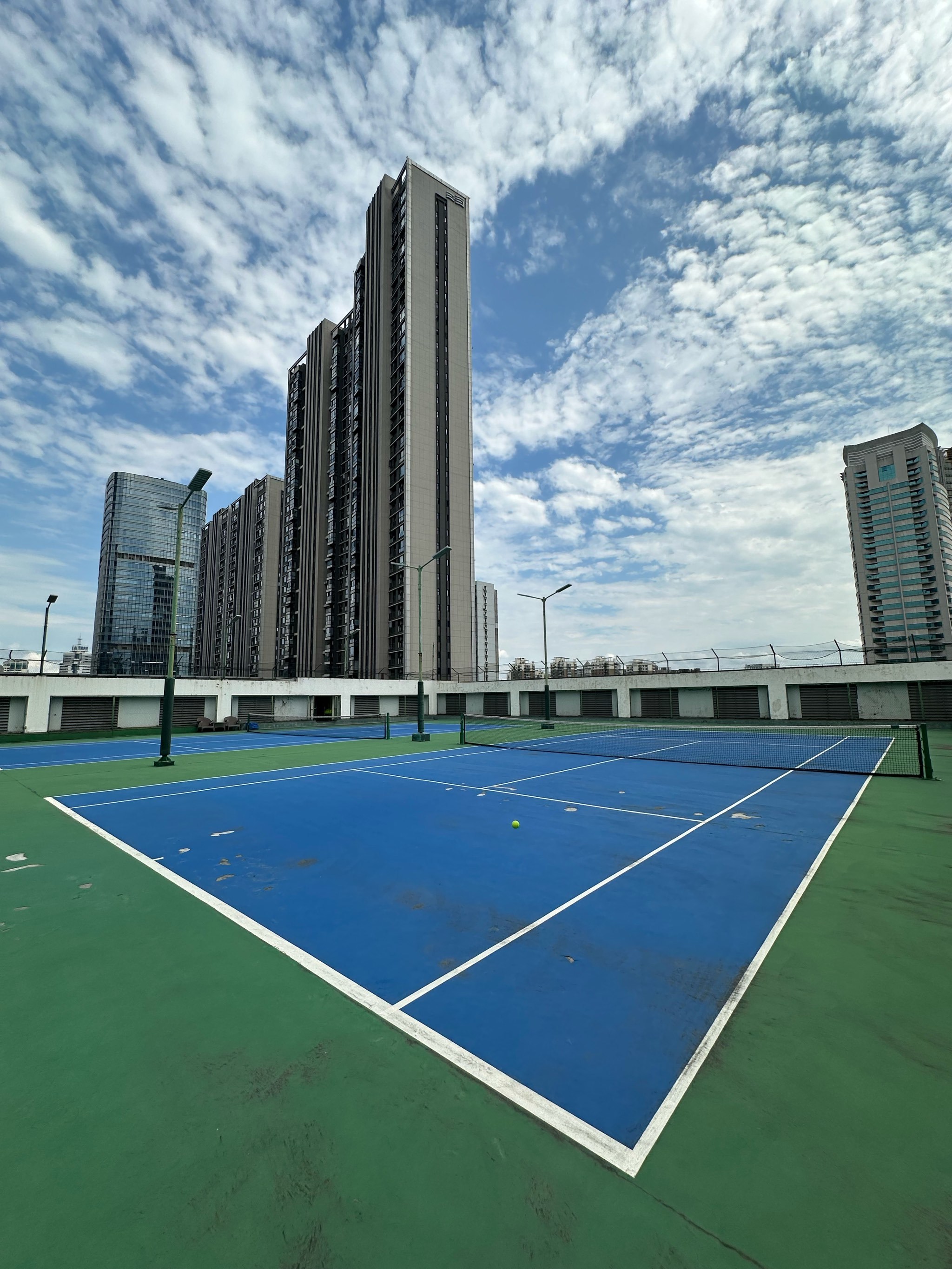 来这儿住一晚,瞧把我给忙的