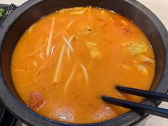 -鸡汤过桥·过桥米线