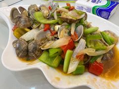 -覃记海鲜美食餐厅