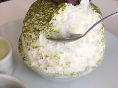 抹茶红豆牛奶雪冰-Cheevit Cheeva(Sirimangkalajarn)