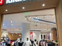 -lululemon(上海浦东IFC店)