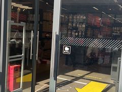 -NIKE上海青浦优选体验店