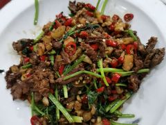 -湖南人家湘菜馆(镇江路店)