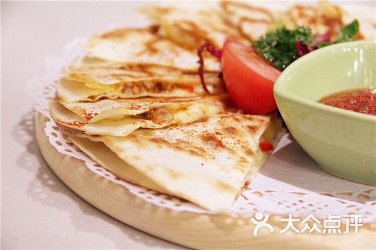 theflowerlifecafe花美乐女士主题餐厅焦糖凤梨鸡肉薄饼图片-北京西餐