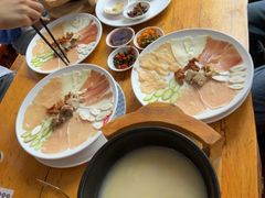 -桥香园过桥米线(国贸店)