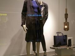 门面-Massimo Dutti(合生汇店)