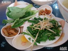 举人过桥米线的配料-桥香园云南过桥米线(金马碧鸡店)