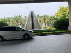 -海南清水湾莱佛士酒店