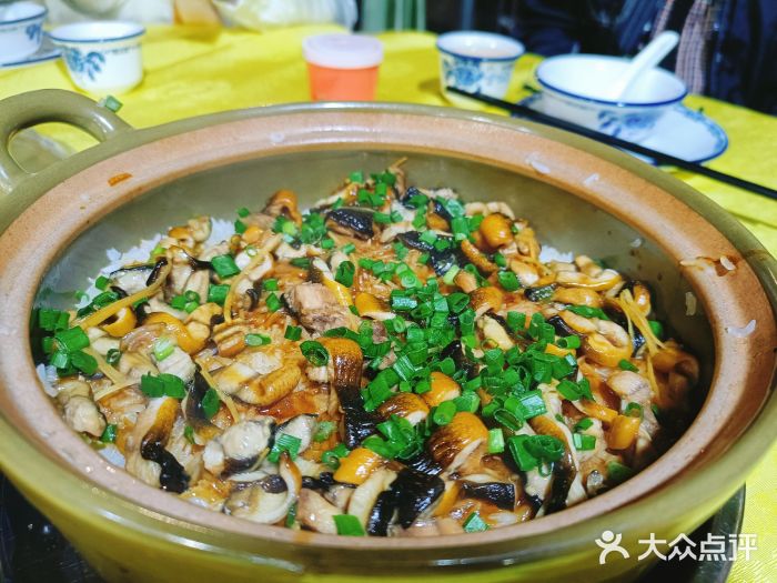 红炎炎农家菜老字号(金水台店)黄鳝饭图片