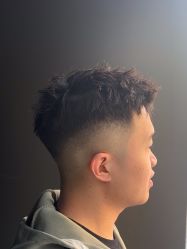 -尤司男士国潮理发馆