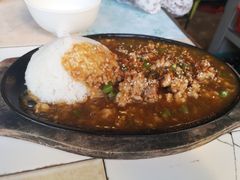 辣猪肉饭-Smoke resto