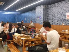 大堂-洞子老火锅(青年路店)