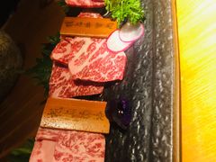 和牛三种-本寻烧肉酒场(双井店)