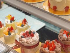 -花花卷卷·鲜食蛋糕(静安久光百货店)