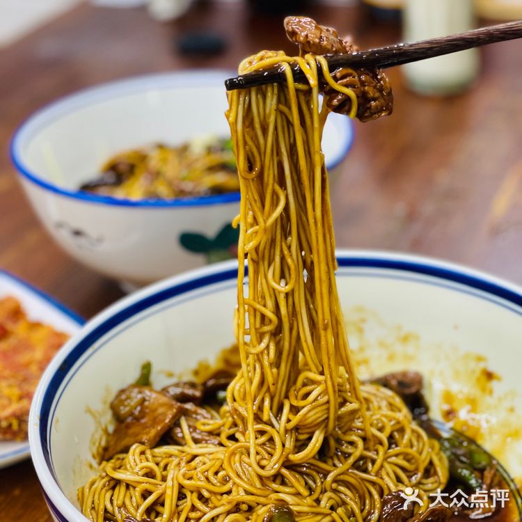 毒蛇面馆✨ 超地道本帮面馆