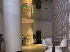 -涨巢·潮玩水疗局