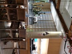 -蜜桃餐厅·伴山(湖滨商业街店)