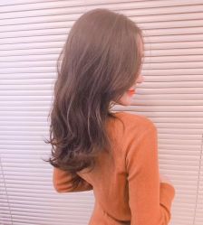 -变画·发型STUDIO