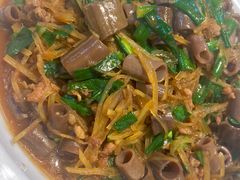 -喝丢一只鞋海鲜烧烤·海肠捞饭(市场店)