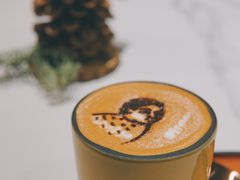 -潮一不贰·法式甜品·生日蛋糕·西式简餐(外滩店)