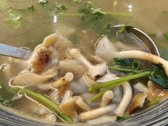-蔼若春.传承三十年云南菜(金碧公园店)