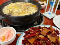 -菌之家·专业纯野生菌火锅·特色炒菌