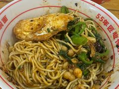 -叶伟胡辣壳面(两路口店)