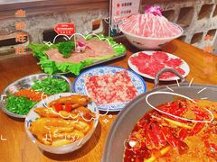 -萍姐火锅·公路夜市(武汉首店)