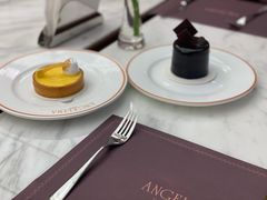 -Angelina安吉丽娜(恒隆广场店)
